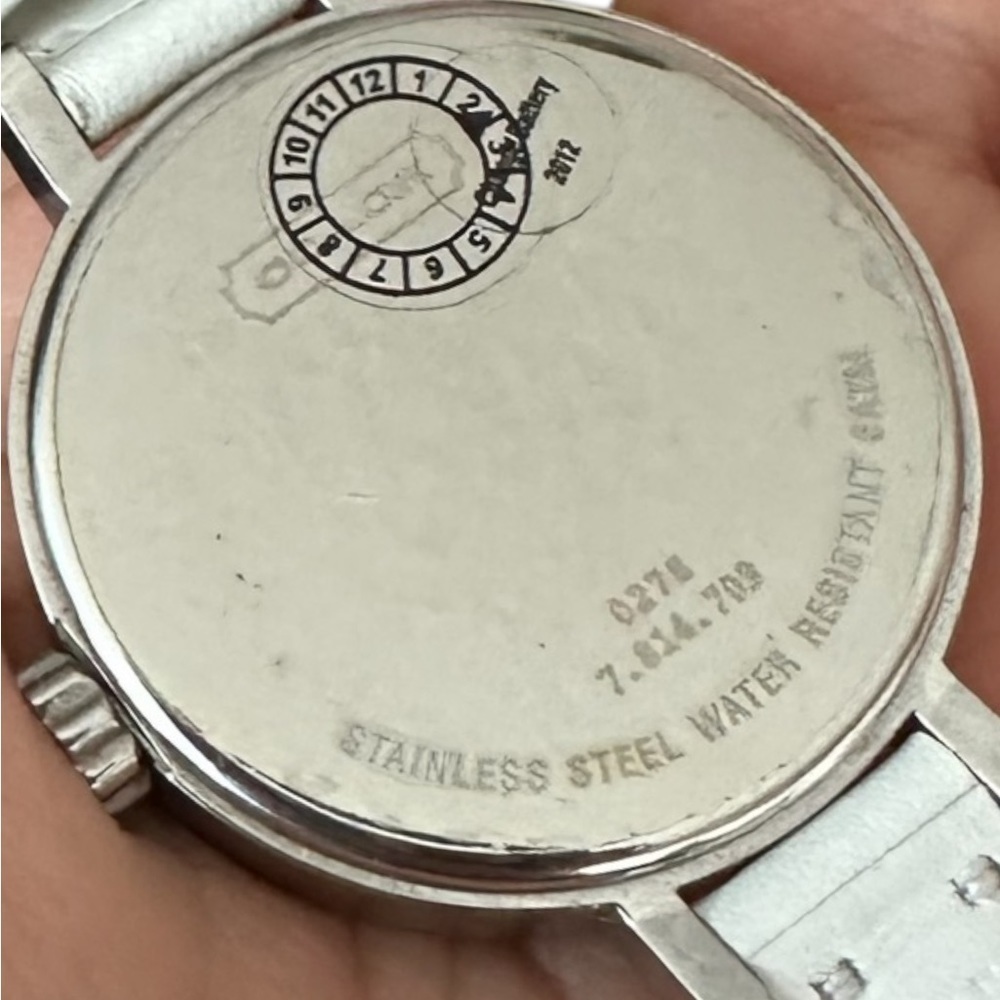 Coach Swiss watch logo pastel white genuine leather strap water resistant‌‌‌‌‌‌ - Picture 9 of 9